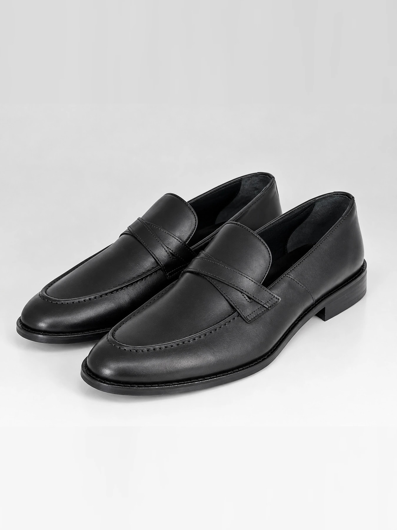 Loafer noir a bride croisee — FC Fashion