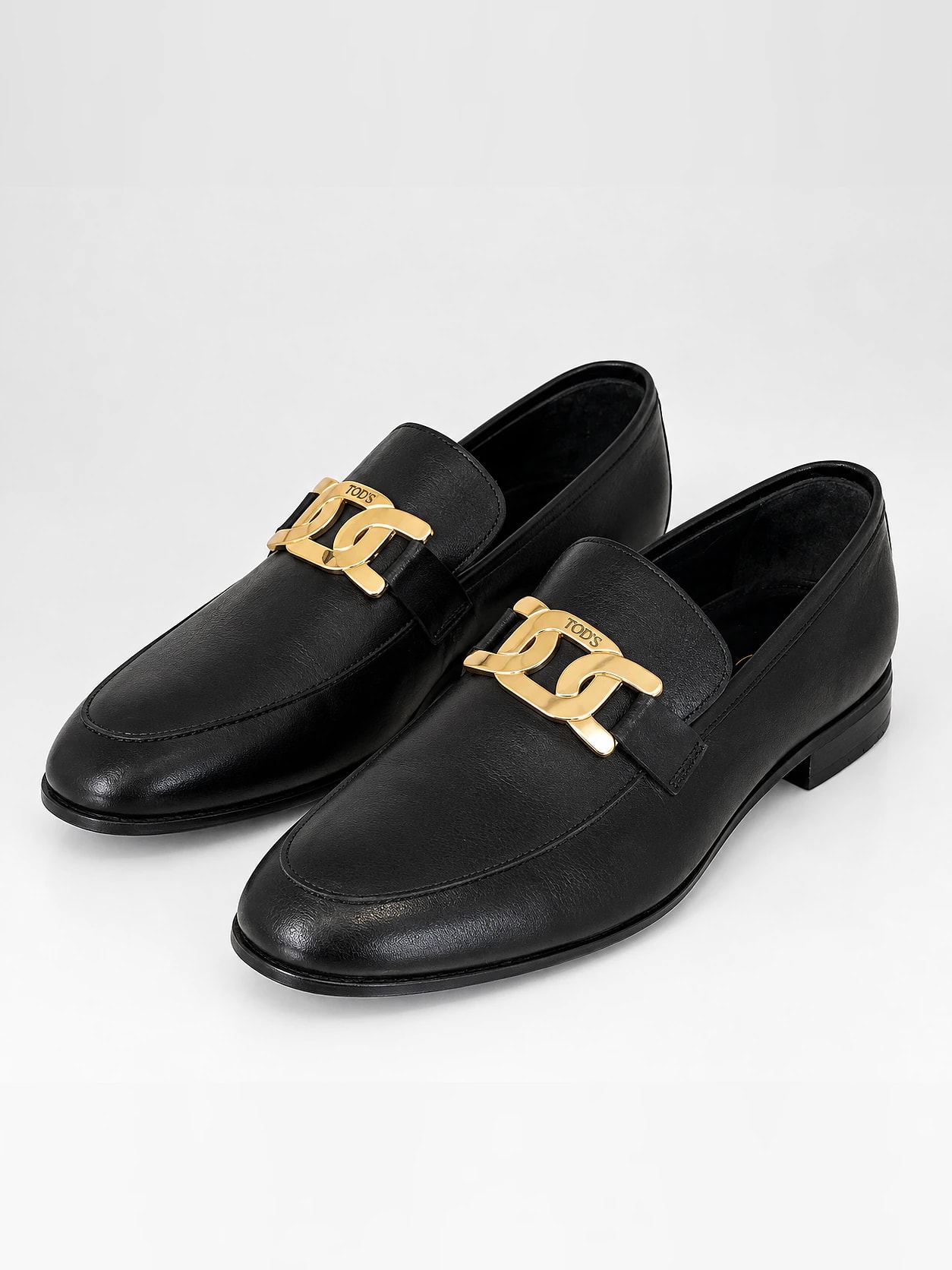 Loafer noir a maillon dore — FC Fashion